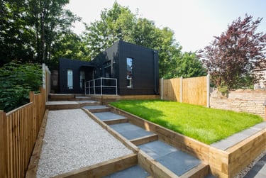 1 bed studio, Crompton Street, Uttoxeter, Derby, DE11NY - Image 1