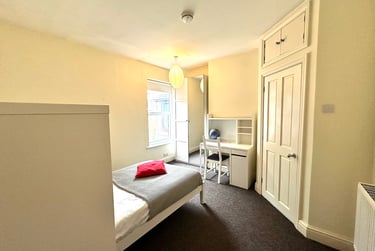 4 bed house, Cross Street (INCLUDES BILLS), Ashbourne rd area, Derby, DE223FZ - Image 6