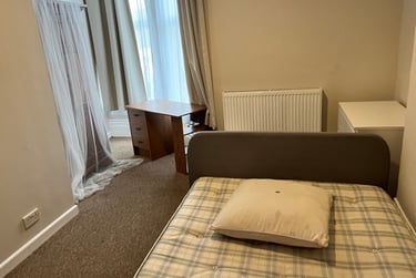 8 bed house, Newbridge rd, Weston, Bath, BA13HG - Image 9