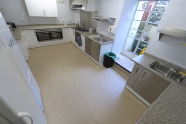 14 bed house, Royal Terrace, Barrack Road, Northampton, NN13RF - Image 9