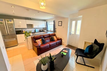 3 bed house, Hutchinson Green, City Centre, Nottingham, NG31NS - Image 3