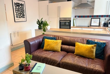 5 bed house, Hutchinson Green, City centre, Nottingham, NG31NS - Image 2