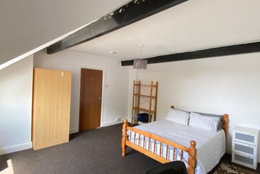 6 bed house, Compton street, Crookes, Sheffield, S65BP - Image 2