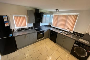 3 bed house, Fawcett street, City centre, Sheffield, S37PN - Image 1