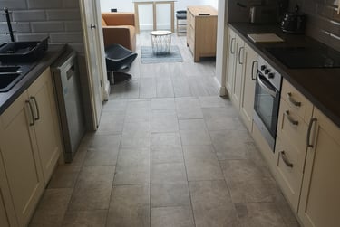 6 bed house, Upper West Grove, Victoria park, Manchester, M130BB - Image 1