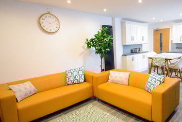 6 bed house, Riga Road, Fallowfield, Manchester, M146JJ - Image 2