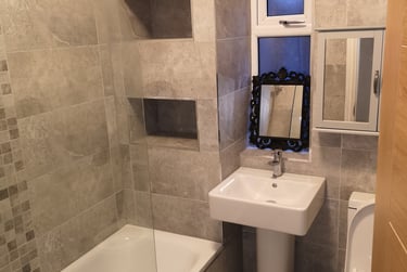 5 bed house, Upper West Grove, Ardwick, Manchester, M130BB - Image 2