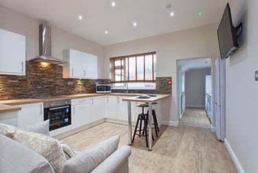 8 bed house, Uttoxeter New Road, California, Derby, DE223NL - Image 3