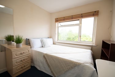 6 bed house, Swindon Road, St Pauls, Cheltenham, GL519HZ - Image 5