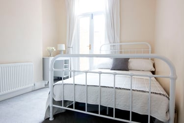 6 bed house, Swindon Road, St Pauls, Cheltenham, GL519HX - Image 6