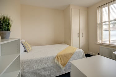 5 bed house, Marle Hill Road, Francis Close Hall, Cheltenham, GL504LN - Image 6