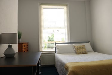 4 bed house, Marle Hill Road, Francis Close Hall, Cheltenham, GL504LN - Image 4