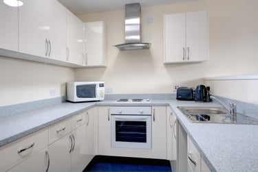 9 bed house, Swindon Road, St Pauls, Cheltenham, GL519HZ - Image 3