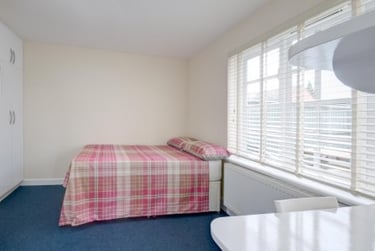 9 bed house, Swindon Road, St Pauls, Cheltenham, GL519HZ - Image 6