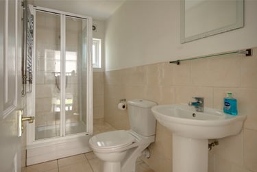 7 bed house, Swindon Road, St Pauls, Cheltenham, GL519HZ - Image 10