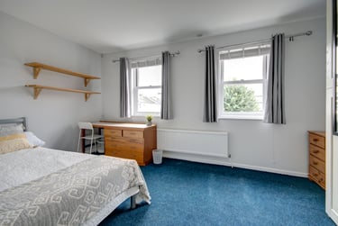 5 bed house, Marle Hill Road, Francis Close Hall, Cheltenham, GL504LN - Image 4