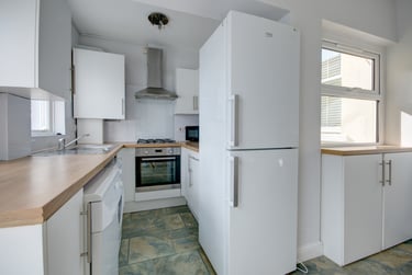 5 bed house, Marle Hill Road, Francis Close Hall, Cheltenham, GL504LN - Image 4