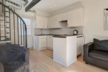 1 bed house, Marle Hill Road, Francis Close Hall, Cheltenham, GL504LN - Image 2