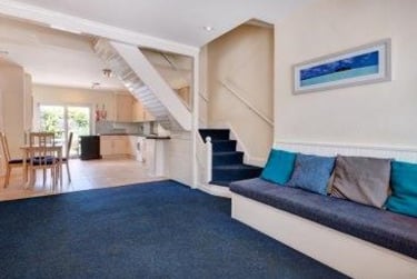 5 bed house, Townsend Street, St Pauls, Cheltenham, GL519HD - Image 1