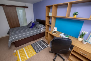 5 bed flat, 22-24 Mutley Plain, Mutley plain, Plymouth, PL46LD - Image 4