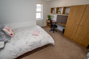 8 bed flat, 22-24 Mutley Plain, Mutley plain, Plymouth, PL46LD - Image 5