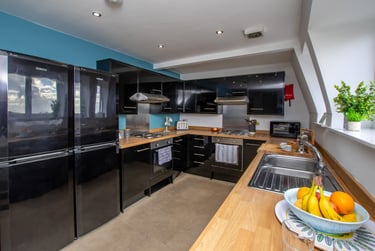 8 bed flat, 22-24 Mutley Plain, Mutley plain, Plymouth, PL46LD - Image 14