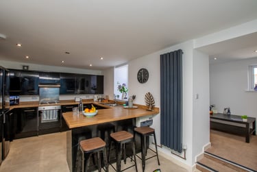 4 bed flat, 22-24 Mutley Plain, Mutley plain, Plymouth, PL46LD - Image 1