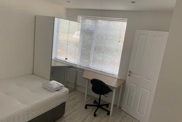 5 bed house, St. Mildreds Road, Earlham, Norwich, NR58RJ - Image 1