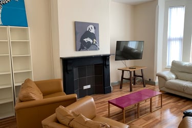 9 bed house, Gedling grove, Arboretum, Nottingham, NG74DU - Image 1