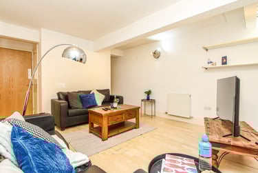 5 bed flat, 115 Waterloo Crescent, Arboretum, Nottingham, NG74AX - Image 7