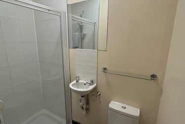 6 bed flat, Waterloo cresent, Arboretum, Nottingham, NG74AX - Image 13