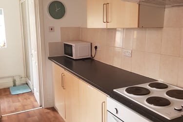 4 bed house, Connaught Street, The mounts, Northampton, NN13BP - Image 3