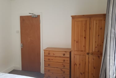 4 bed house, Connaught Street, The mounts, Northampton, NN13BP - Image 5