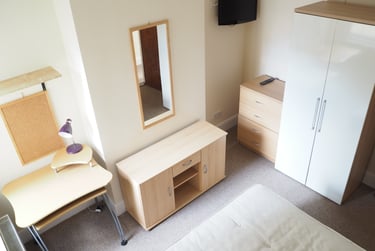 6 bed house, Beatrice Road, Southsea, Portsmouth, PO40JY - Image 4