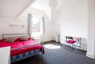 7 bed house, Burns Street, Arboretum, Nottingham, NG74DS - Image 4