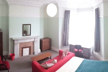 7 bed house, Top of Lisson Grove, Mutley, Plymouth, PL47DN - Image 4