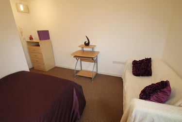 1 bed studio, Studio 01 The CUBE 5 Gibbon Lane, City Centre, Plymouth, PL48EB - Image 2