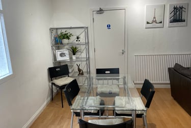 5 bed house, Oldbury Road St Johns, St Johns, Worcester, WR26JS - Image 3