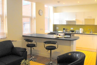 5 bed flat, Tithebarn street, City centre, Preston, PR11DL - Image 3