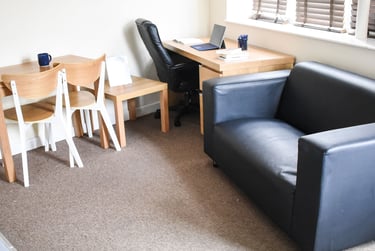 1 bed flat, 14 Furze Hill Road, Mutley, Plymouth, PL47JY - Image 4