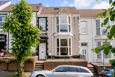 7 bed house, Pantygwydr Road, Brynmill, Swansea, SA20JB - Image 1