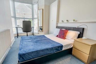 7 bed house, Gwydr Crescent, Uplands, Swansea, SA20AA - Image 5