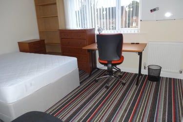 5 bed house, Prior Deram Walk, Canley, Coventry, CV48FS - Image 6