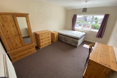 5 bed house, Newport View, Burley, Leeds, LS63BX - Image 8