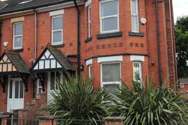 11 bed house, Everett Road, Withington, Manchester, M203EA - Image 1