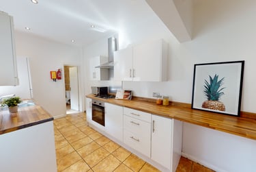 5 bed house, Watkin Street., City Centre, Nottingham, NG31DL - Image 1