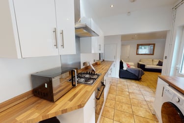 5 bed house, Watkin Street., City Centre, Nottingham, NG31DL - Image 3