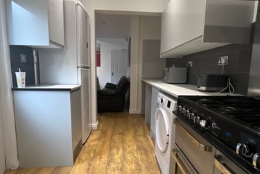 5 bed house, Wellington Street, City centre, Nottingham, NG31DL - Image 3