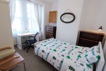 4 bed house, Riley Road, Elm Grove, Brighton, BN24AH - Image 1