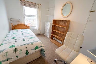 4 bed house, Queens Park Road, Elm Grove, Brighton, BN29XL - Image 2